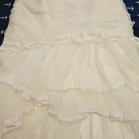 ADK wedding dress - Picture 6 of 6